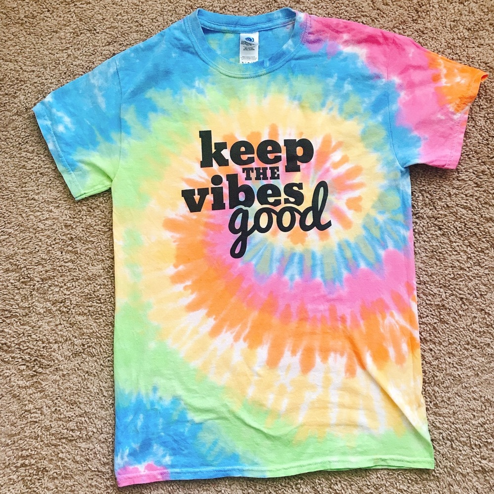 😍 GOOD VIBES GRAPHIC TSHIRT! 😍